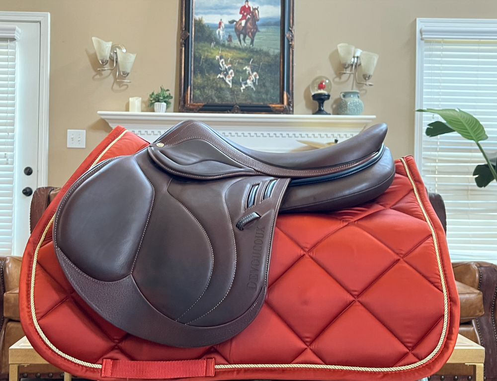 2022 17.5” 2A Devoucoux Biarritz Lab Jump Saddle *Full Buffalo Leather PRO PANEL