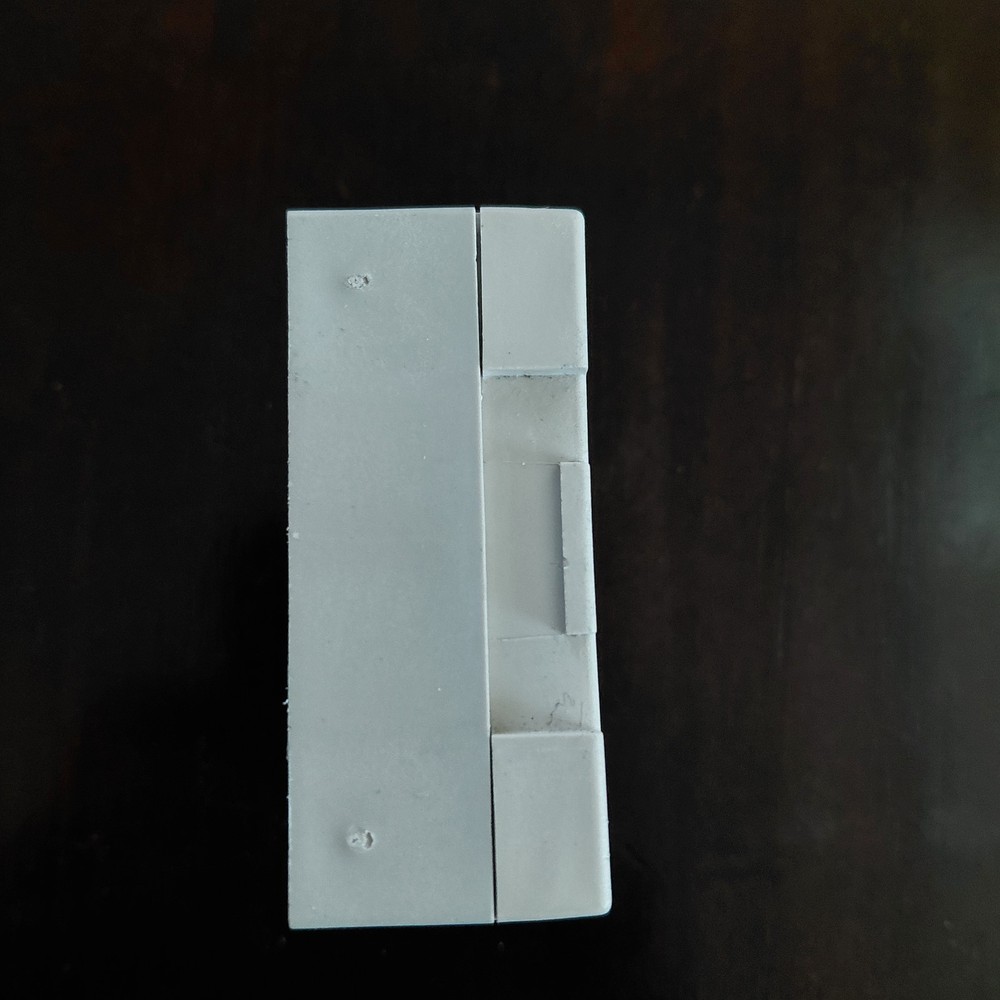 Omron G3NA-225B Solid State Relay DC5-24V