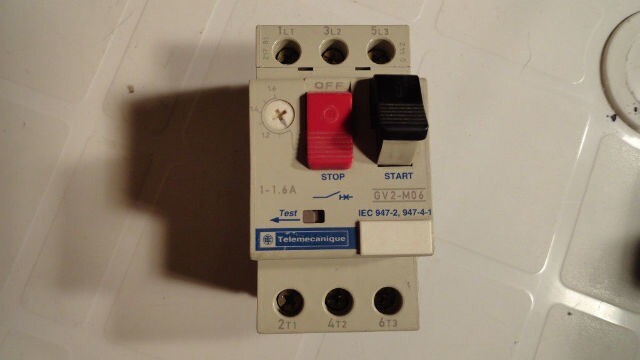 Telemecanique GV2-M06 Manual Motor Starter
