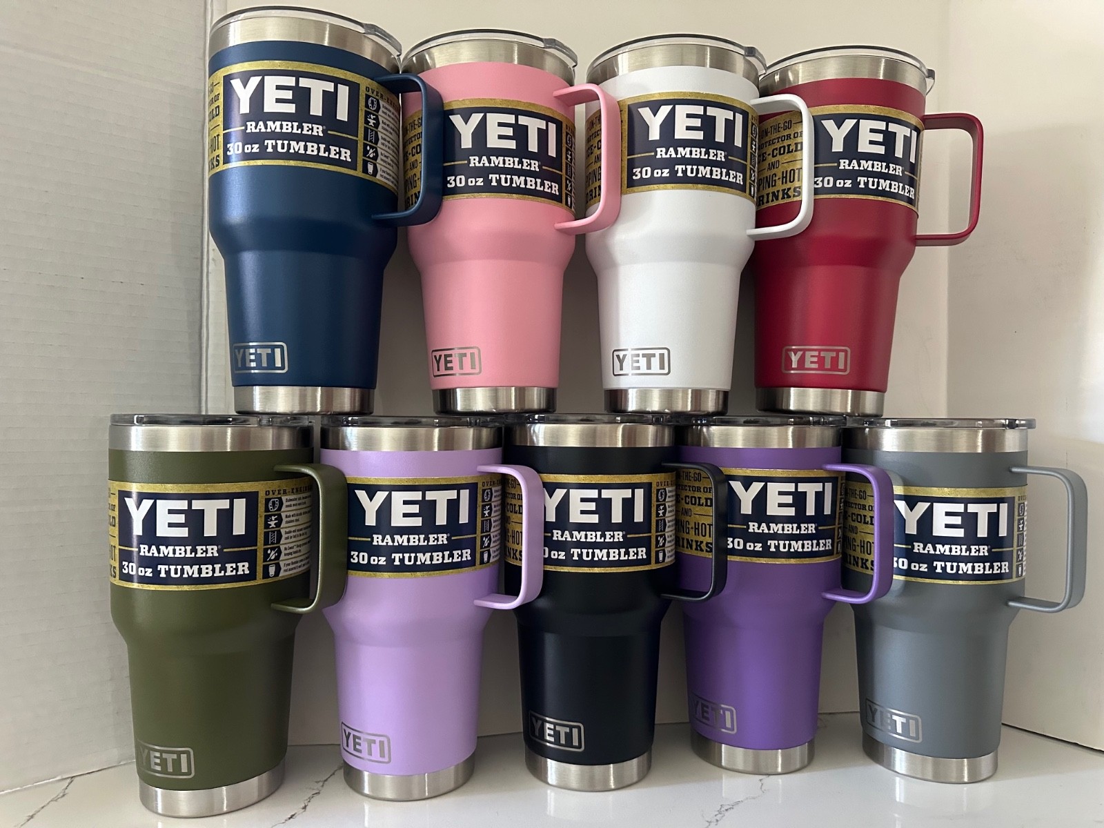 YETI 30 oz w/ Handle Rambler Travel Coffee Mug Cup Stainless Steel  Tumbler -NEW