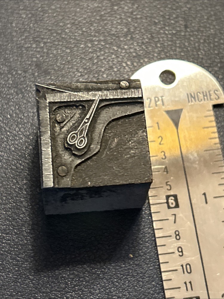 scissors cutting string, sewing, thread | vintage letterpress printing block