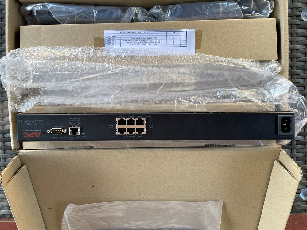 APC AP 9361 NETBOTZ RACK PX-HID