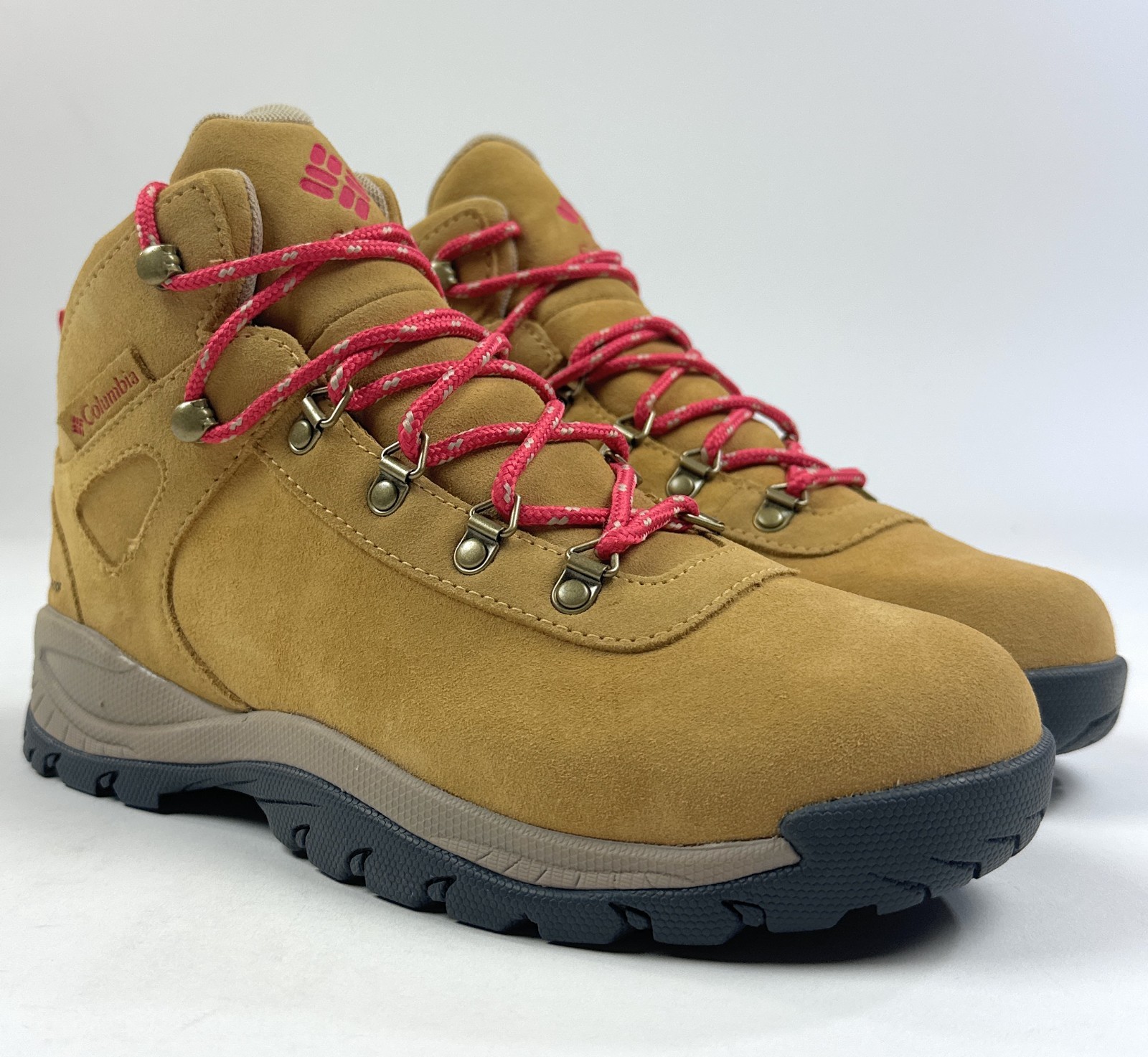 Columbia Yoncalla Suede Womens Size 9.5 Brown Hiking Boots Waterproof YL0758-373