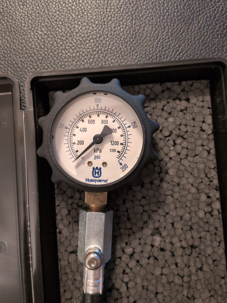 HUSQVARNA OEM COMPRESSION TESTER 577262701 - 10mm