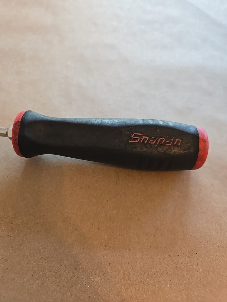 Snap On T30 Tamper Resistant Torx Screwdriver Red/Black Handle