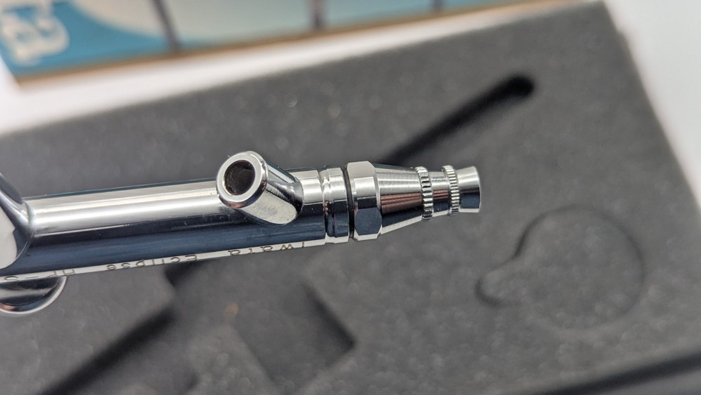 Iwata Eclipse HP-SA Single Action ECL-1000 NICE LOOK READ