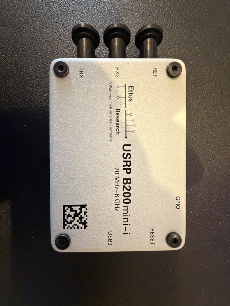 Ettus Research USRP B200 Mini-1