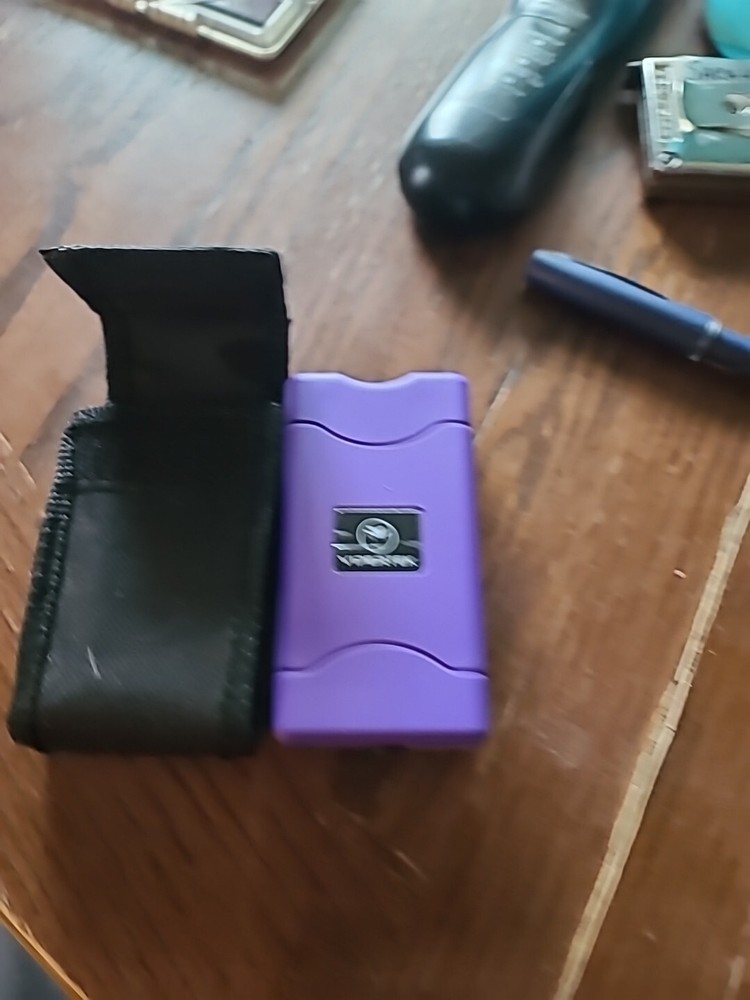 Vipertek Mini Stun Purple With Sheath Wall Plug Rechargeable With Flashlight