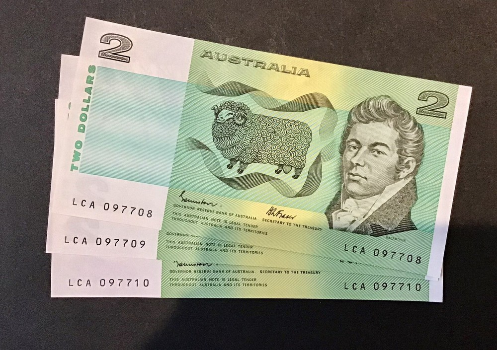 $2 Note Australian Decimal Paper Repeater Serial Number In Sequence Unc. x 3