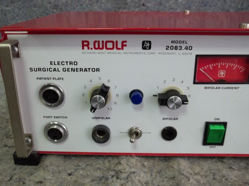 Wolf 2083-40 Light Source - With Foot Control