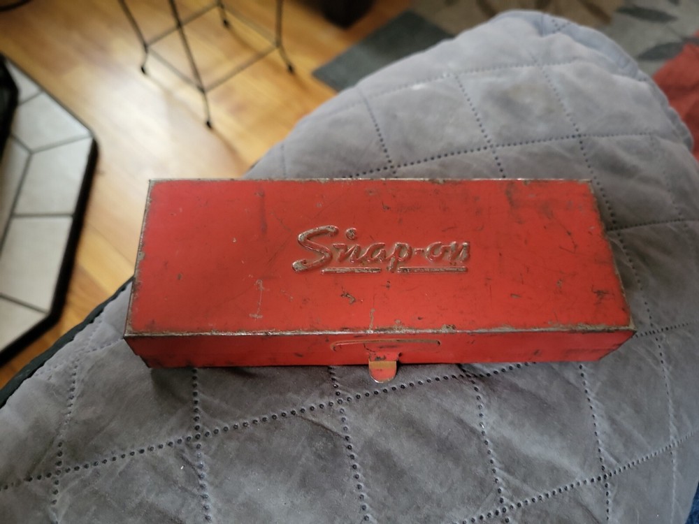SNAP ON TOOLS KRA 222B Red Metal Tool Box 1/4" Drive  - BOX ONLY date code 79