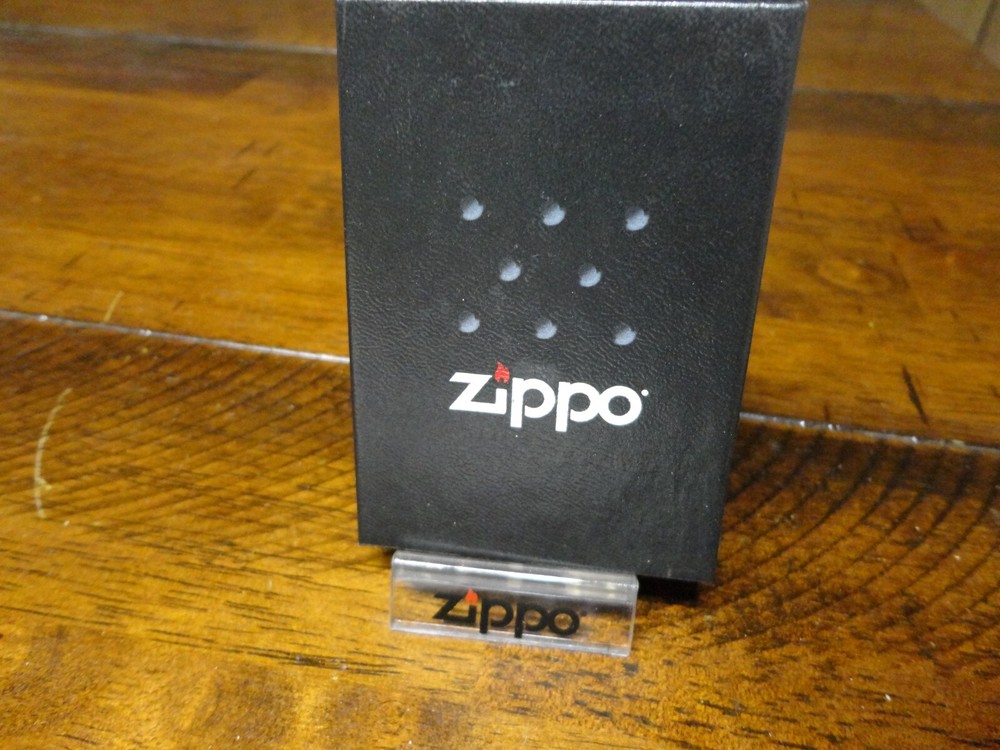 NATIVE PROFILE ZIPPO LIGHTER MINT IN BOX 2007