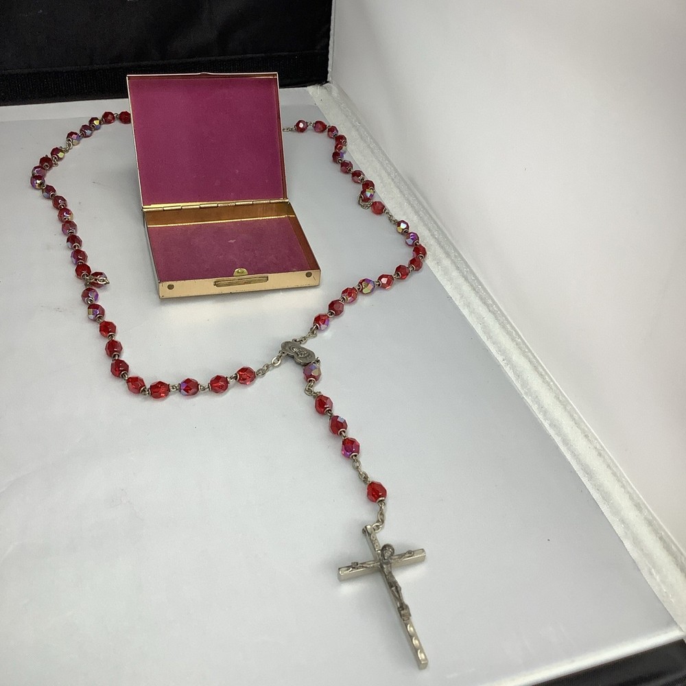 Vintage Rosary With Compact