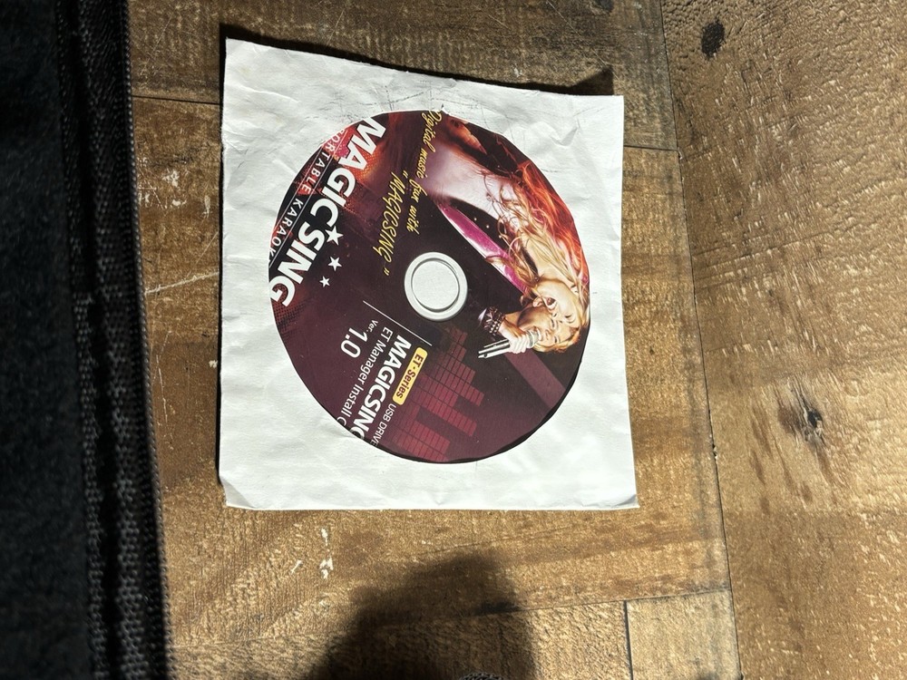 Magic Sing ET12K Wired Karaoke Microphone