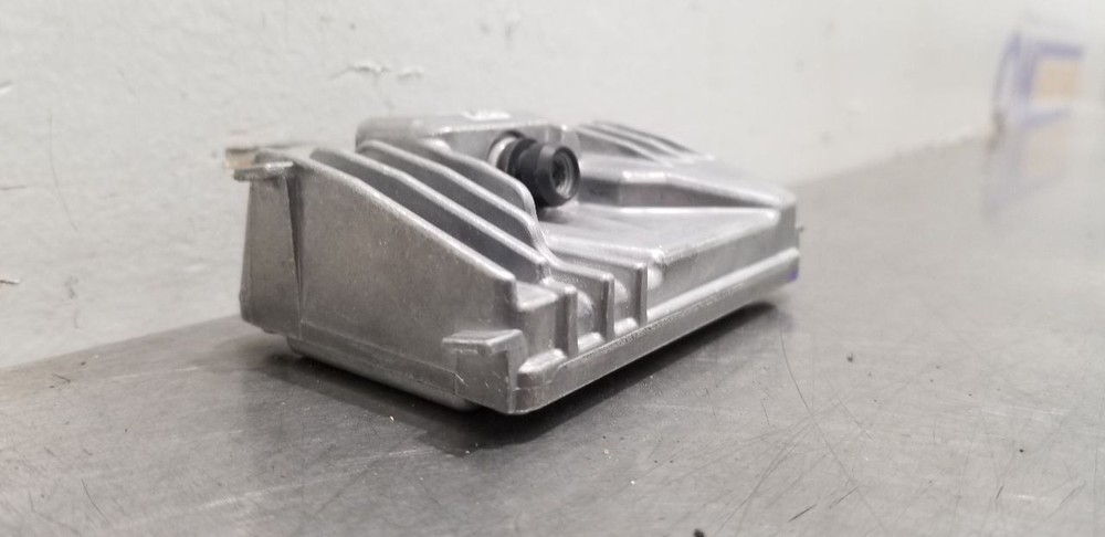 24 CHEVY SILVERADO 1500 FRONT VIEW WINDSHIELD CAMERA PROJECTOR 85011463