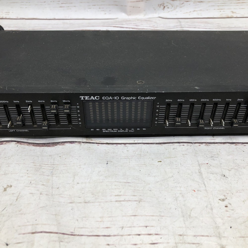 TEAC EQA-10 Stereo Graphic Equalizer Missing Some Knobs Power On UNTESTED READ!