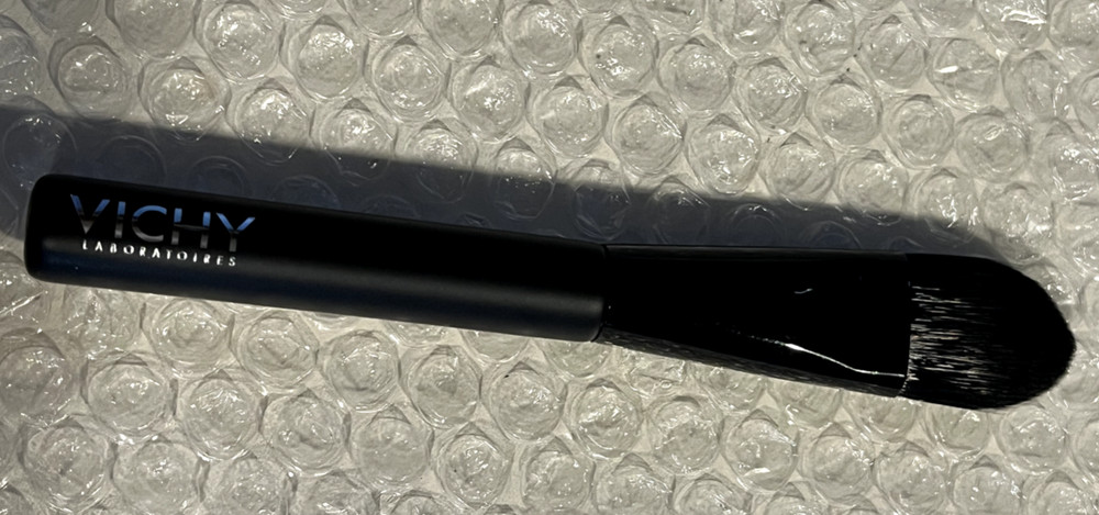 Vichy BLUSHER BRUSH 1PC New