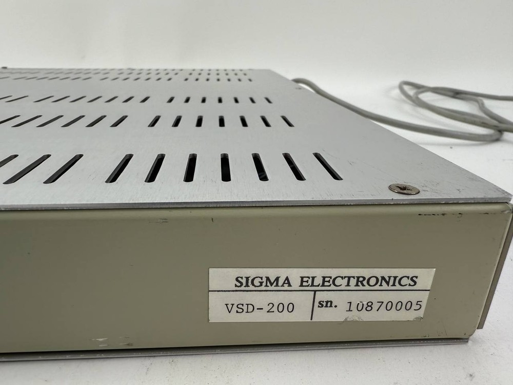 Sigma Electronics CMX VSD-200 Video Stereo Audio Distribution Amplifier