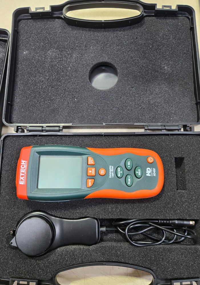Extech HD450 Datalogging Heavy Duty Light Meter with Case