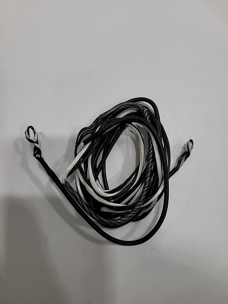 Genesis Bow String Black/White #BG11490