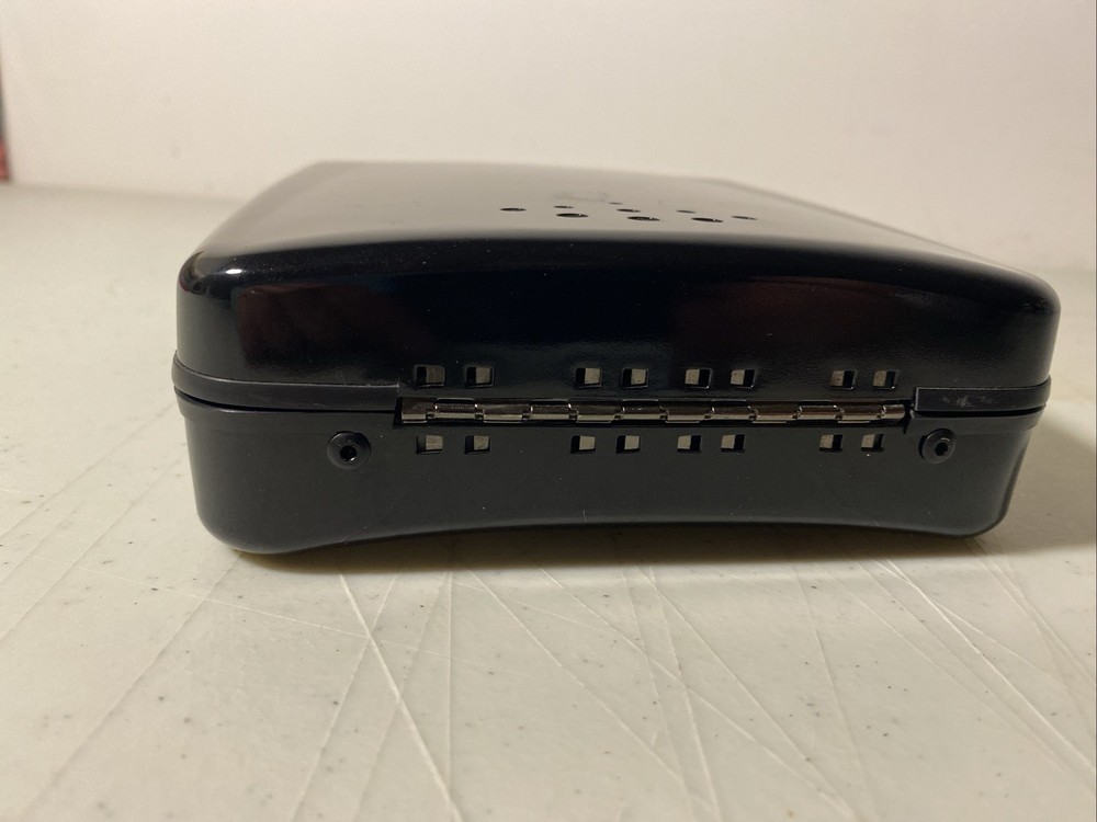 CD Projects Hard Shell Compact Disc CD Case Black Holds 24 Discs