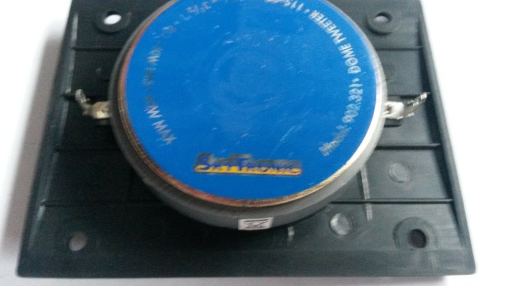 SOUND PRESSURE POWERFUL DOME TWEETER TWEETER 80W 2-20KHz 8Ω rectangular