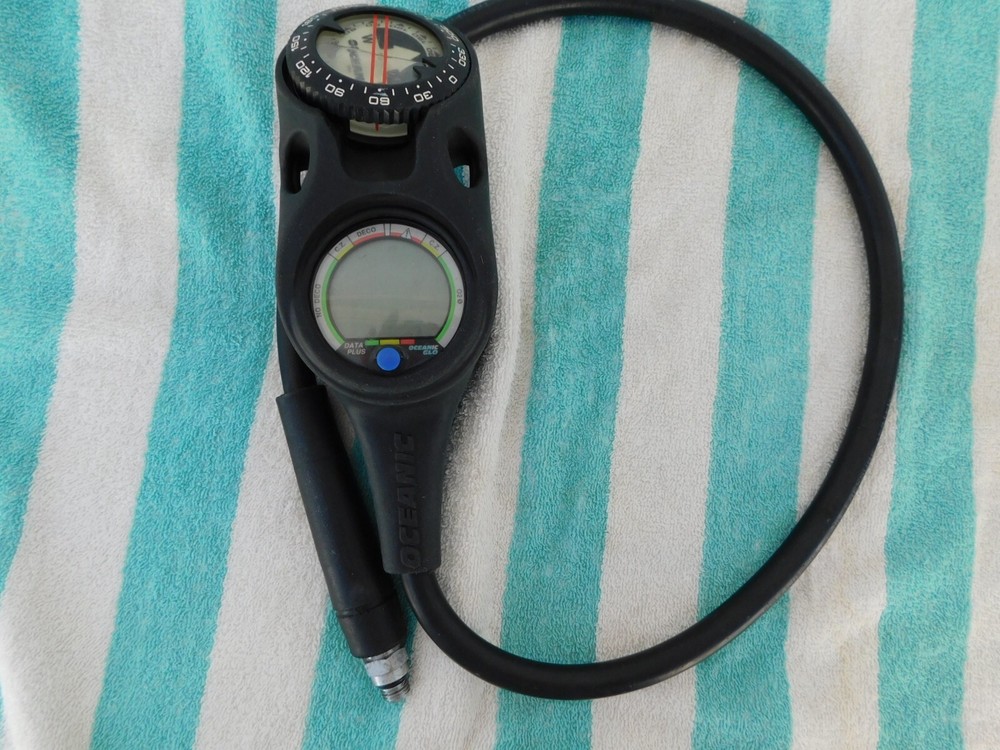 Computer Console Oceanic Excellent, late model, ( read all details )