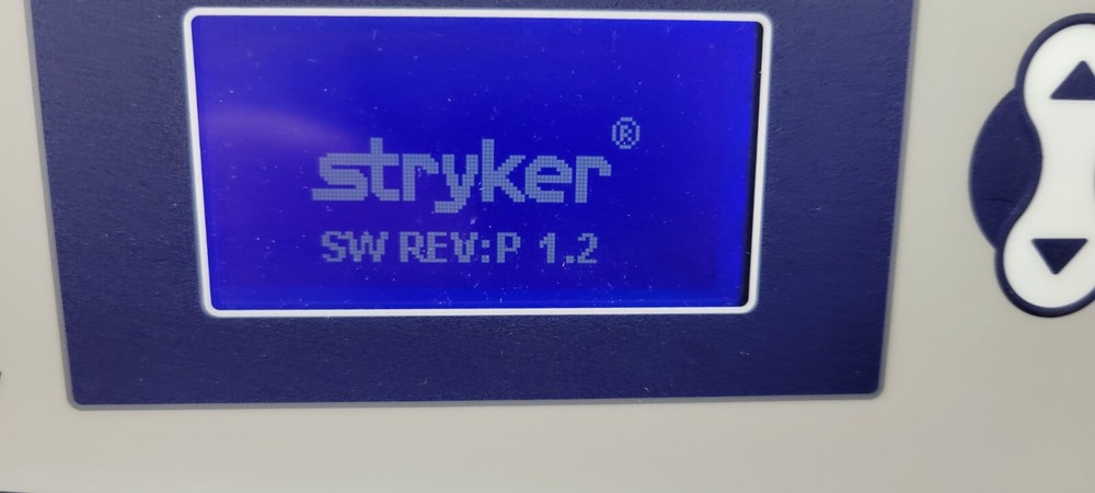 Stryker X-8000 Endoscopic Light Source Pictured Working Power Button Cracked