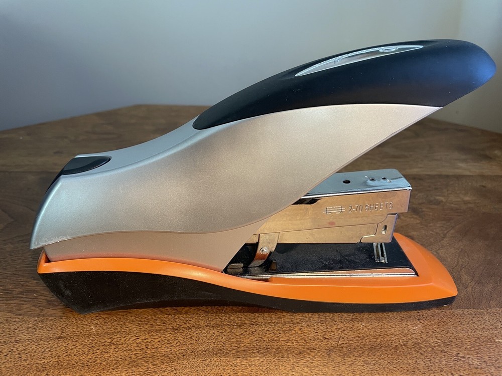 Swingline 2-70 Sheets Optima 8767x Heavy Duty Stapler
