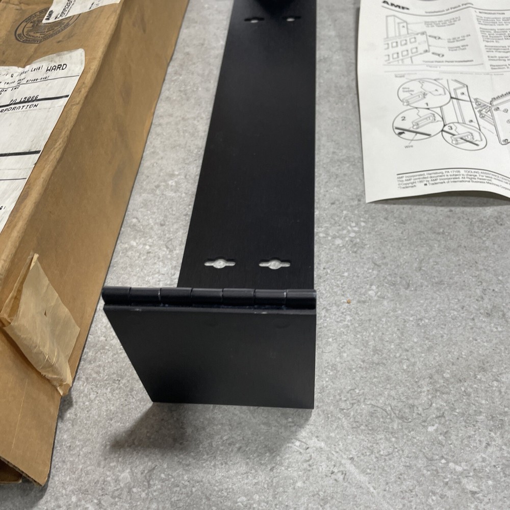 AMP 555269-1 Patch Panel Bracket 2U 19" **Free Shipping**