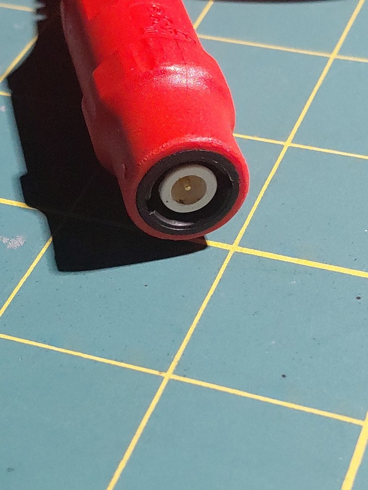 FLUKE VP210 VOLTAGE PROBE SET, 200 MHz Red