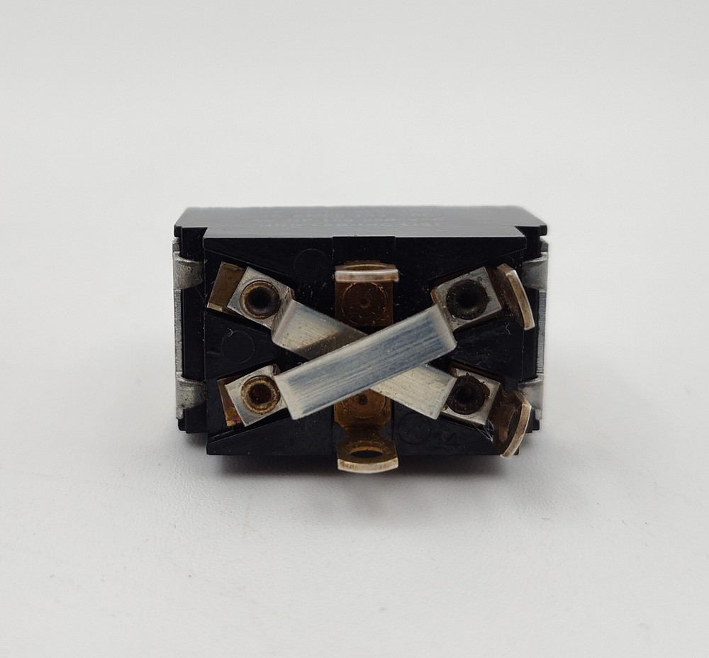 Carling 15A Reverse Polarity Toggle Switch ON/OFF/MOMENTARY. NOS