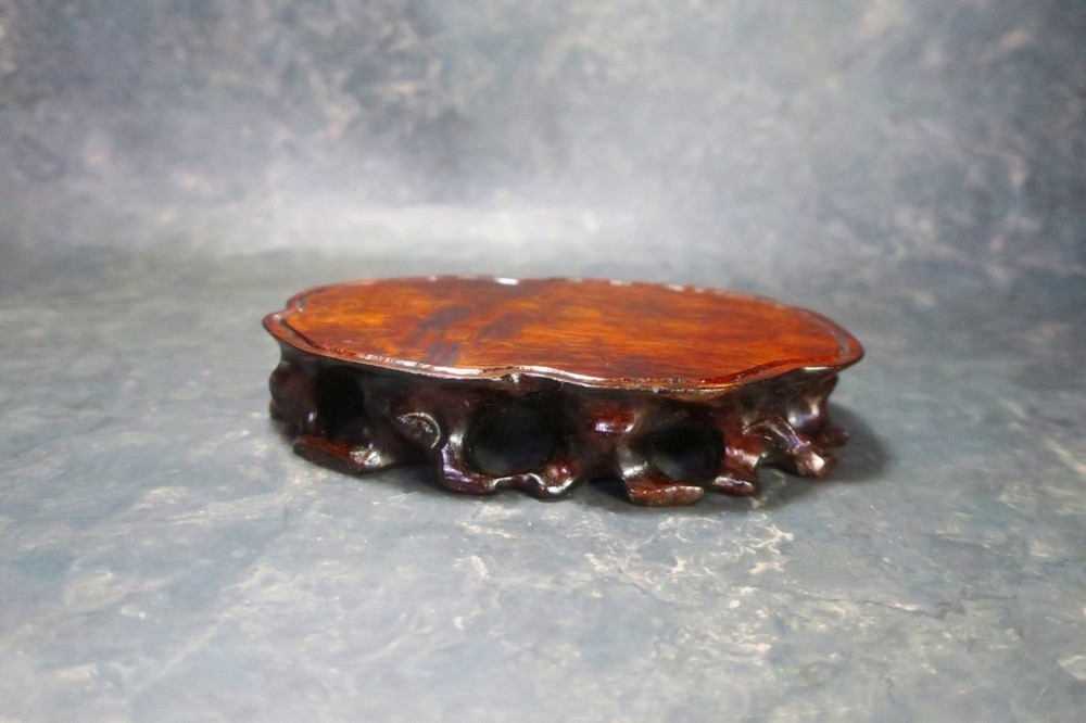 Bonsai stand