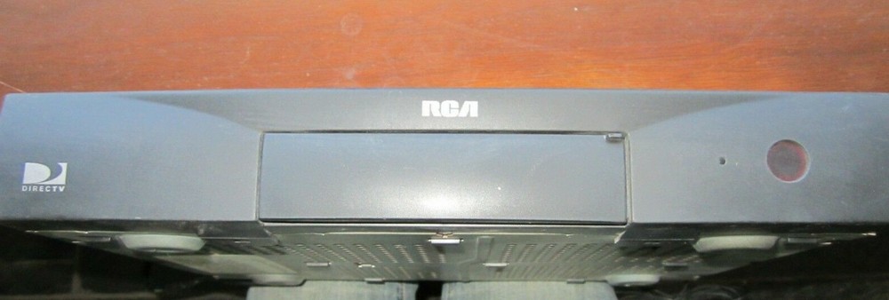 Directv Receiver model DRD223RD With universal remove