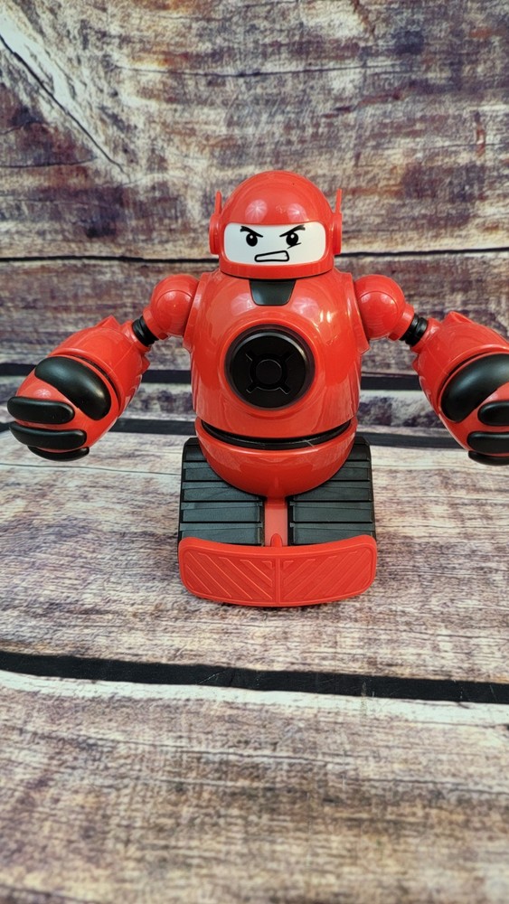 Sharper Image Mecha Rivals RC Ejecting Battle Robot Red 01 Only