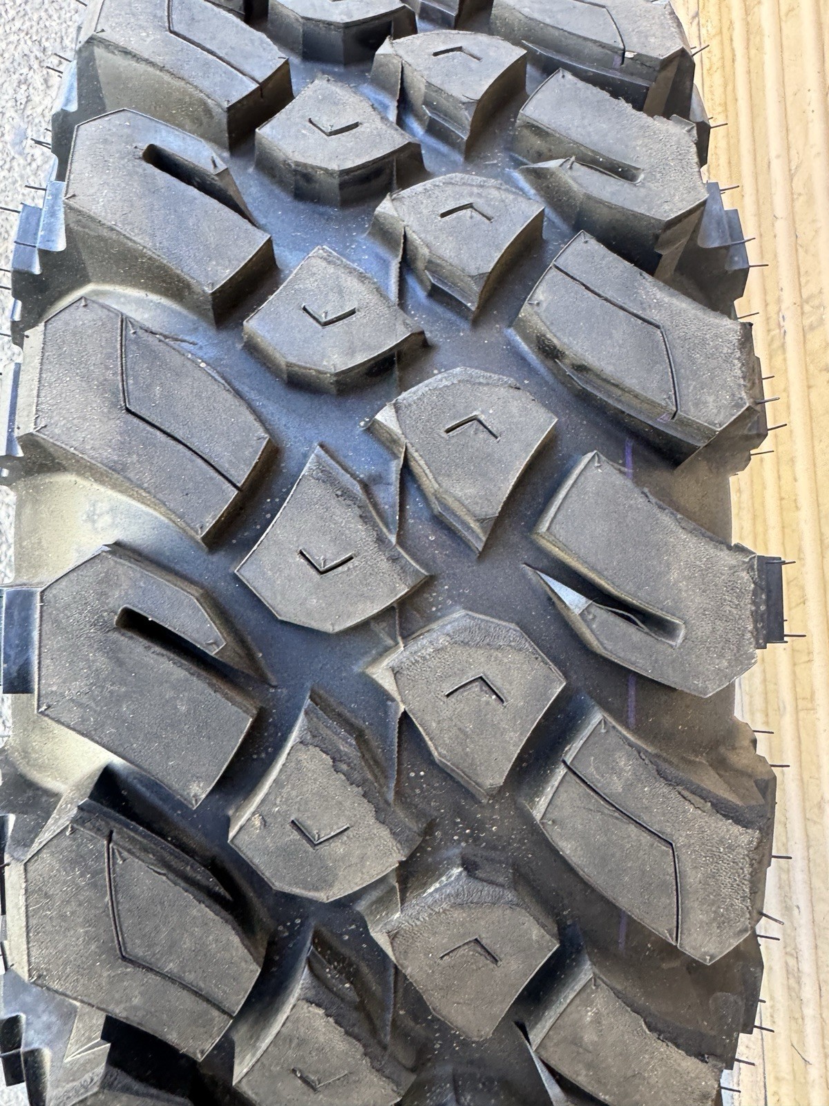 2026 CAN AM MAVERICK R XRC WHEEL TIRE 35x10x16 BEADLOCK XPS HAMMER KING (1)