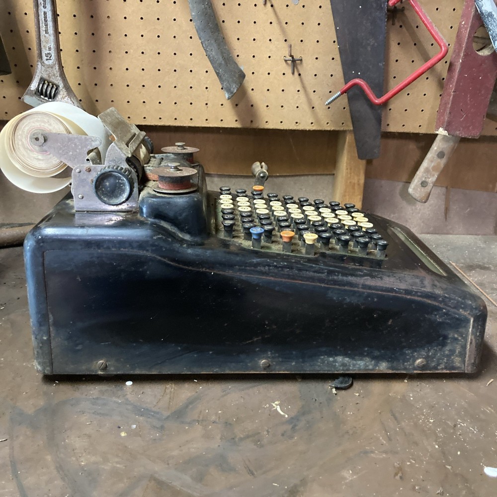 Vintage 1920s Victor Adding Machine