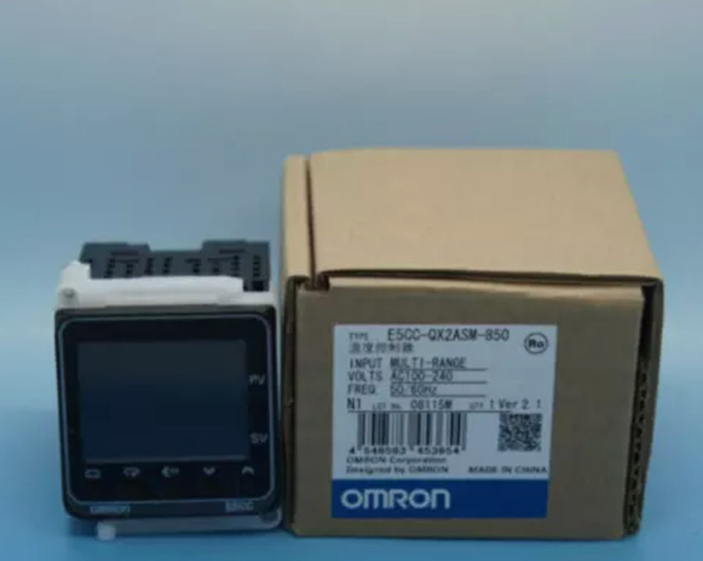 New In Box Omron Temperature Controller E5CC-QX2ASM-850