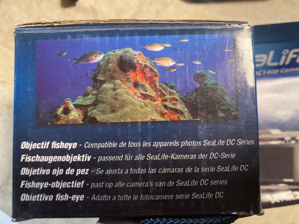 SeaLife DC 1400 Underwater Camera Kit - Includes many Accessories