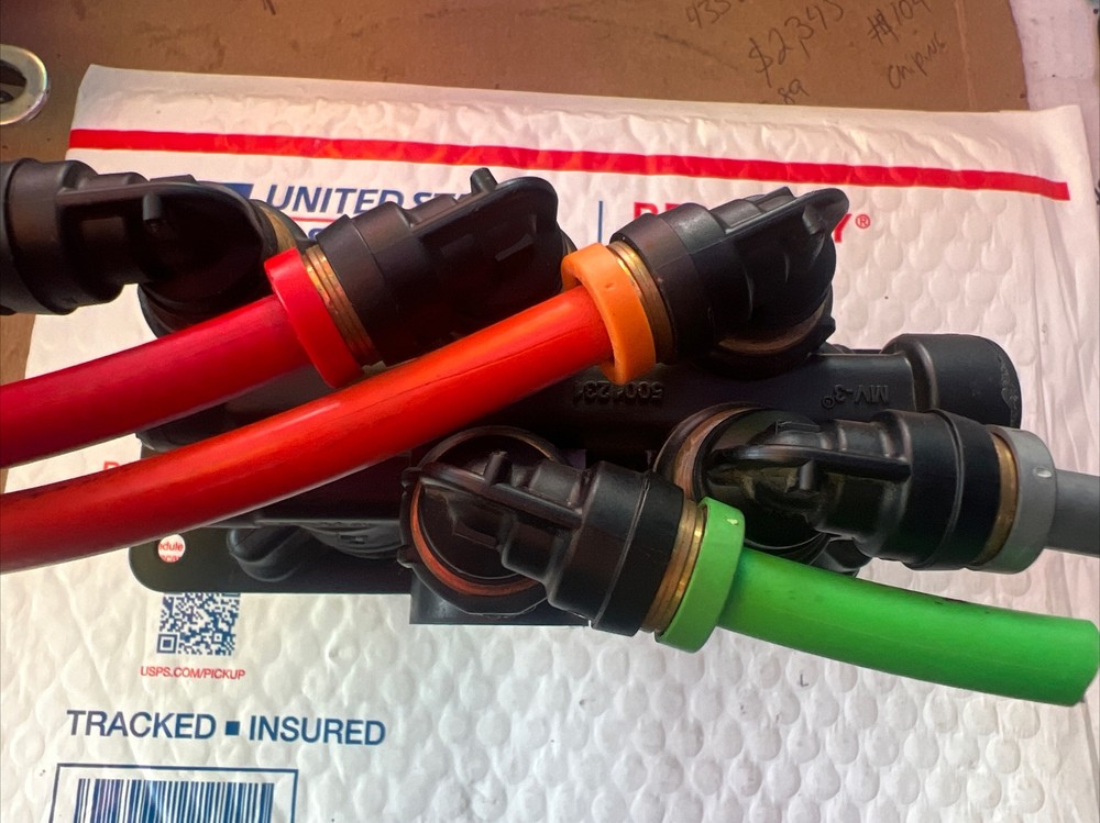 BENDIX PARKING BRAKE & TRAILER AIR VALVE 5018303