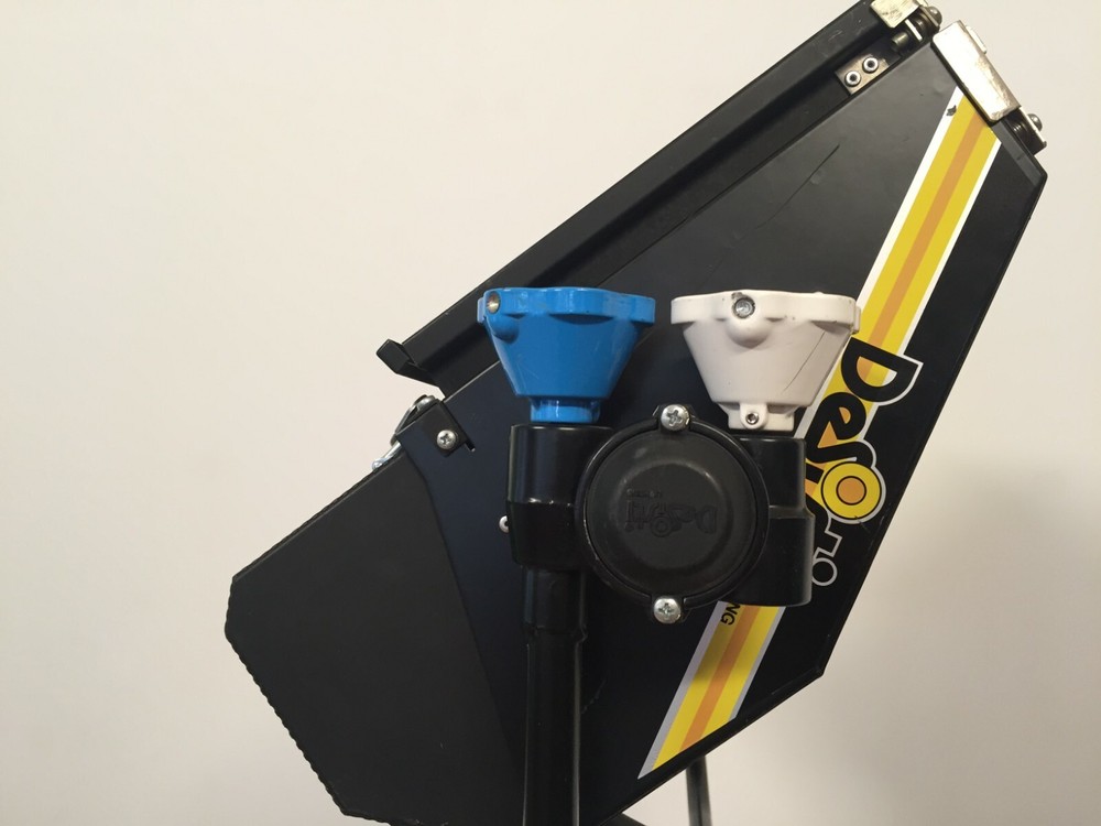 DeSisti Wyeth 2K Softlight Model 3210