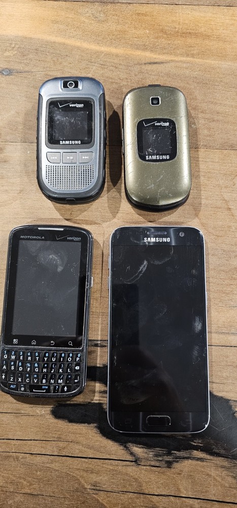 4 Random Cells Phone. All Power On.