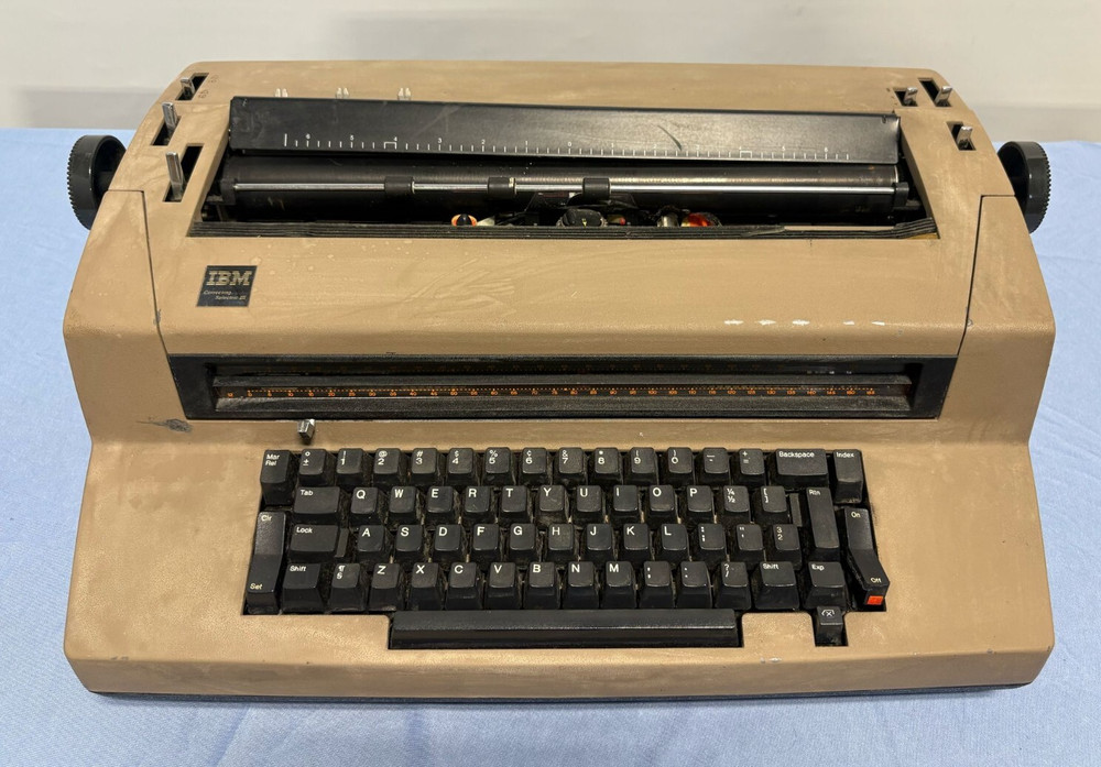 IBM Correcting Selectric III 3 Lite Brown Electric Typewriter