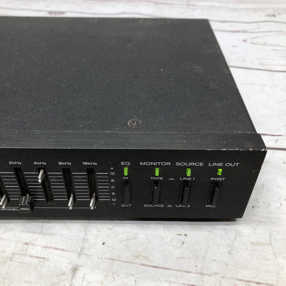 TEAC EQA-10 Stereo Graphic Equalizer Missing Some Knobs Power On UNTESTED READ!
