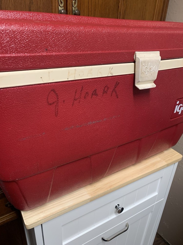 1985 Igloo 48 Quart Cooler Red White Handles