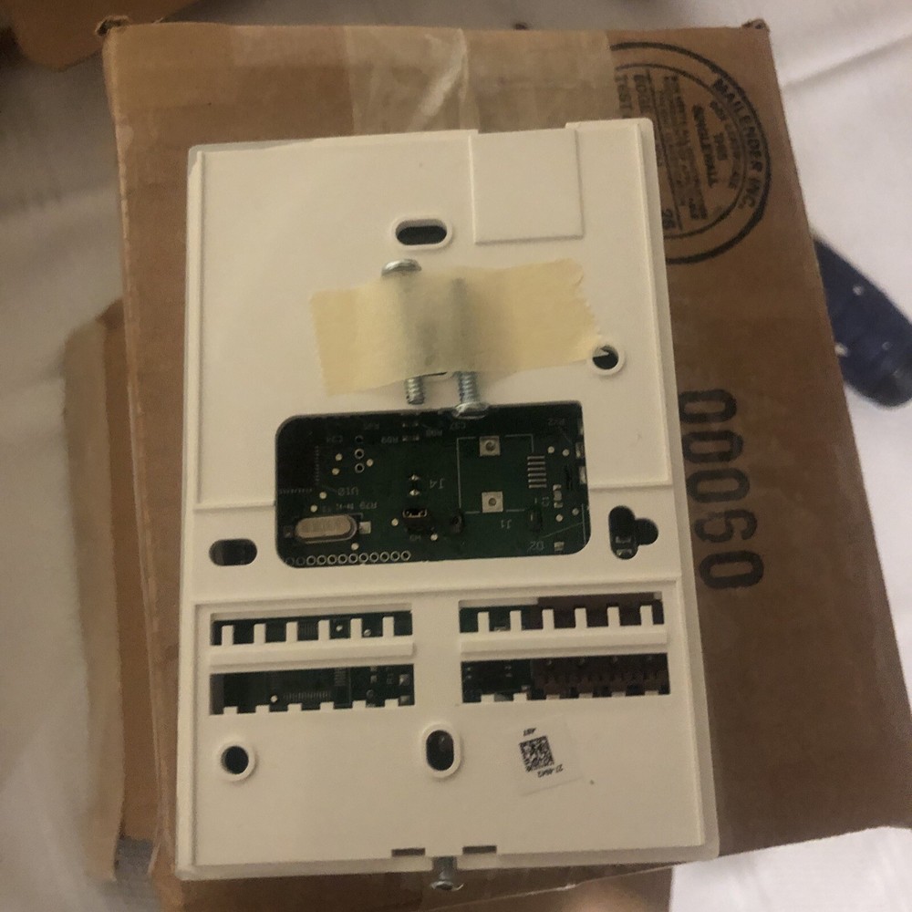 JOHNSON CONTROLS - NS-BTF7002-0