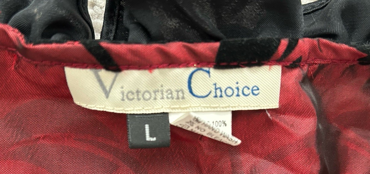 Victorian Choice Women’s Gown Holdiday Large