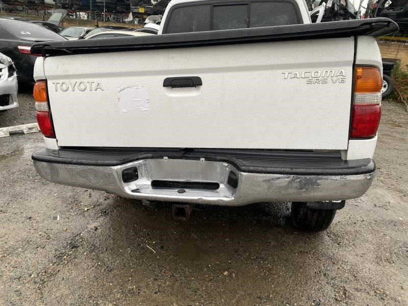 TACOMA 2004 Console Rear 13801
