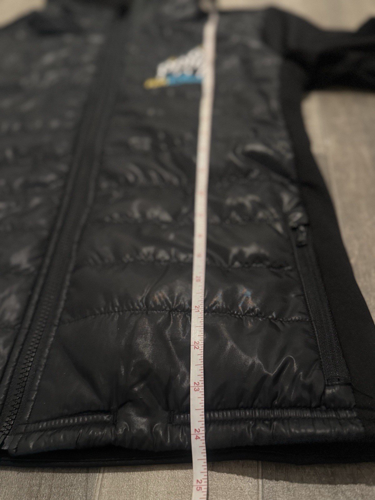 Run Disney Every Mile Is Magic Mickey & Friends Puffy Jacket Black Womens Medium