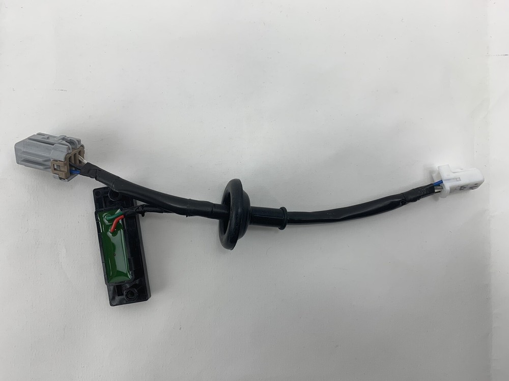 Rio Hatchback 2012-2013-2014-2015-16-17 Rear Trunk Handle Hatch Release Button